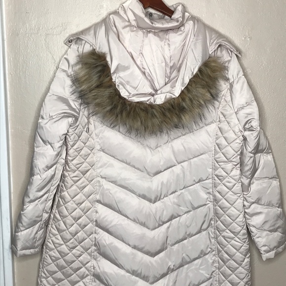 I have a Kenneth Cole jacket - Picture 2 of 2